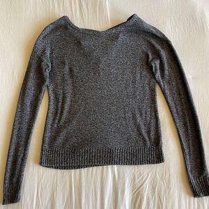 Gray knitted long sleeve